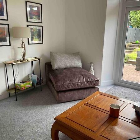 Fantastic Home In Brightons, Falkirk. Polmont Eksteriør billede