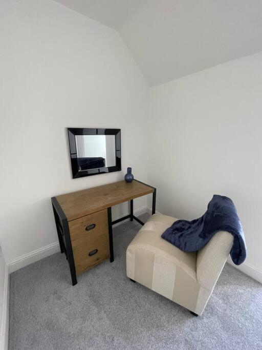 Fantastic Home In Brightons, Falkirk. Polmont Eksteriør billede